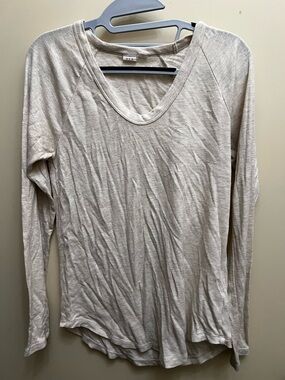 GAP Cream Waffle-Knit Long Sleeve Scoop Neck Top